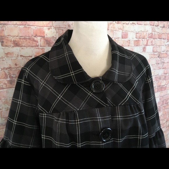 Torrid Plaid Cropped Swing Jacket - Picture 2 of 5
